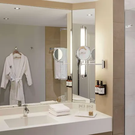 Nh Vienna Airport Conference Center Hotel Schwechat