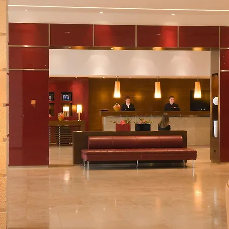 Nh Vienna Airport Conference Center Hotel