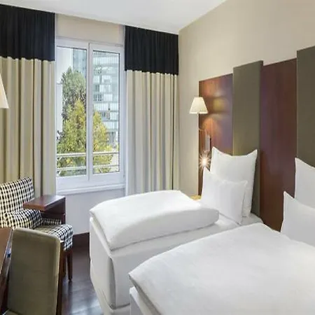 Nh Vienna Airport Conference Center