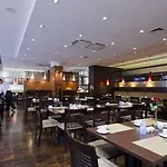 Nh Vienna Airport Conference Center Hotel