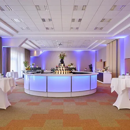 Hotel Nh Vienna Airport Conference Center 4*