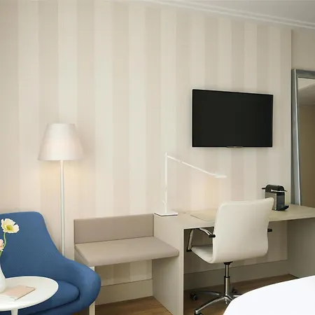 Hotel Nh Vienna Airport Conference Center 4*