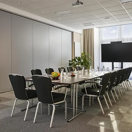 Szálloda Nh Vienna Airport Conference Center 4*