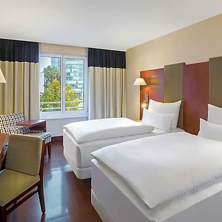 Nh Vienna Airport Conference Center Hotel Schwechat