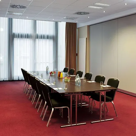 Nh Vienna Airport Conference Center Szálloda 4*