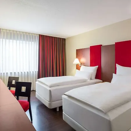 Nh Vienna Airport Conference Center 4* Швехат
