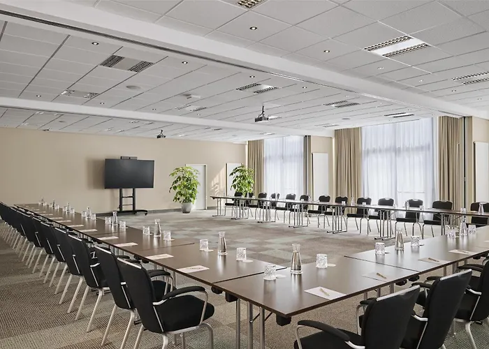 Nh Vienna Airport Conference Center