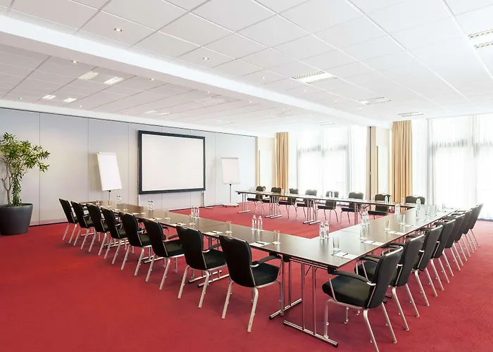 Hotel Nh Vienna Airport Conference Center 4*
