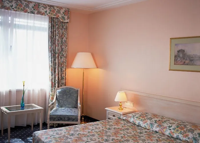 Hotel Nh Vienna Airport Conference Center 4*