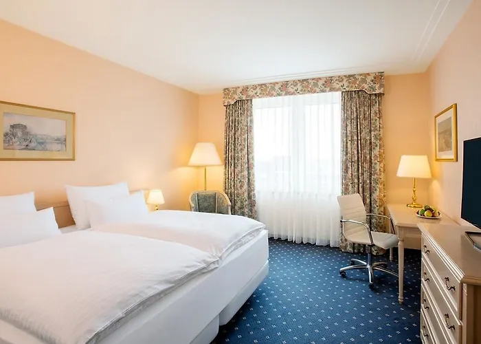 Nh Vienna Airport Conference Center 4*