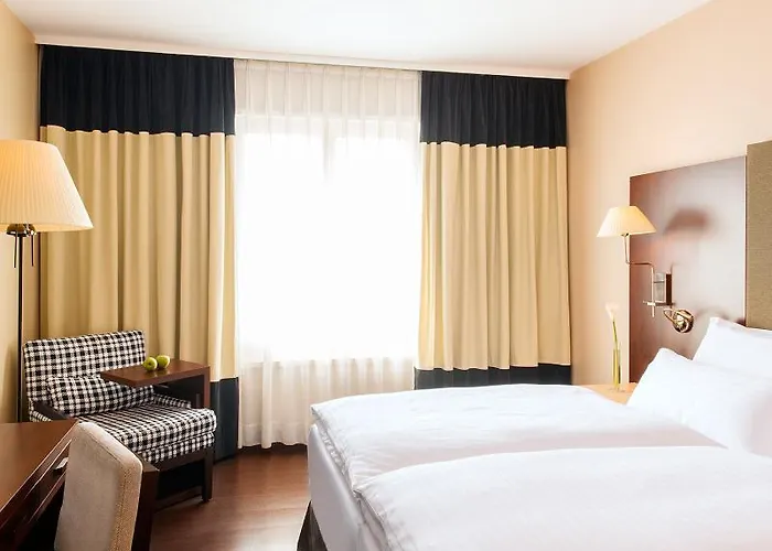 Nh Vienna Airport Conference Center Hotel